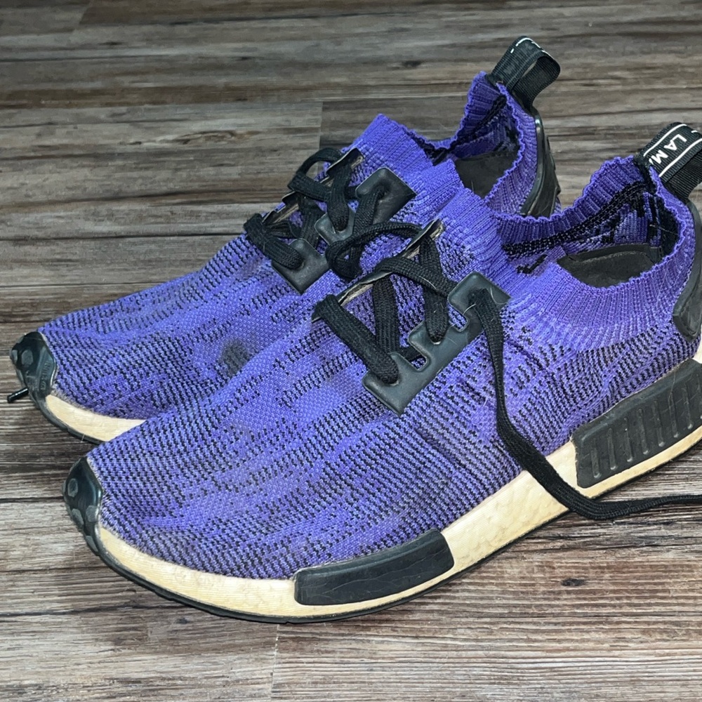 Adidas Men's NMD_R1 STLT size 9.5